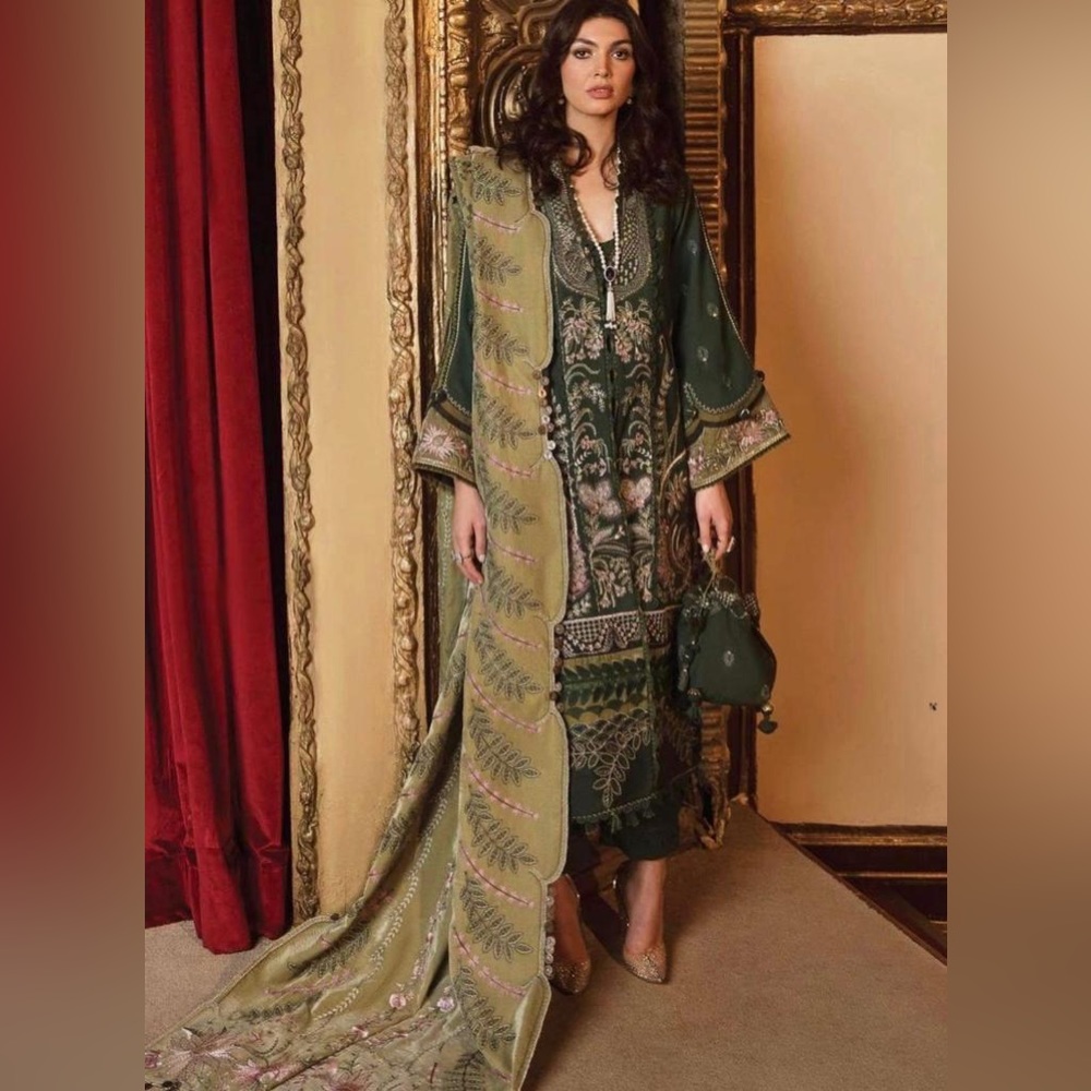 Crimson x Saira Shakira Winter collection